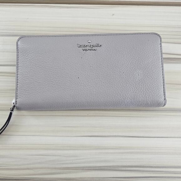Kate Spade Light Gray Leather Large Zip Around Wallet - Picture 1 of 5